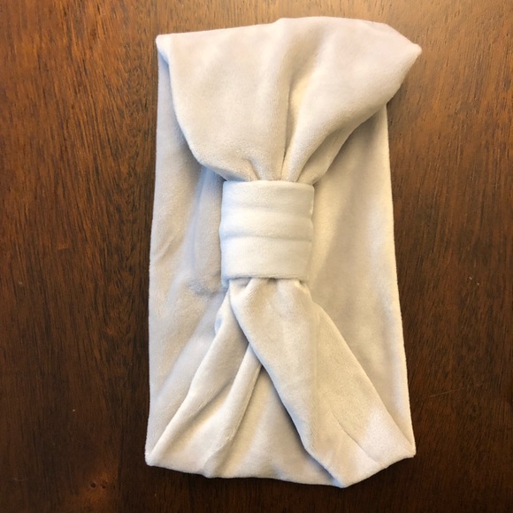 Grey Velvet Turban Headband - Picture 3 of 5